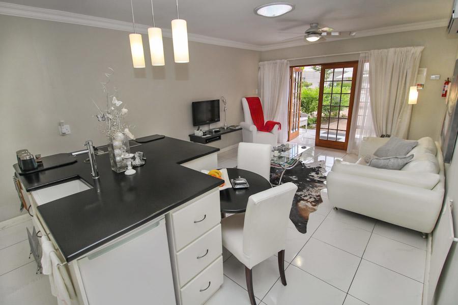 Montagu Four Seasons Apartment Bagian luar foto