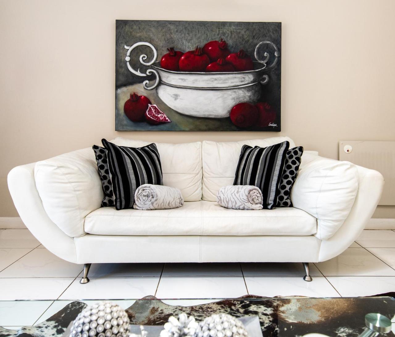 Montagu Four Seasons Apartment Bagian luar foto
